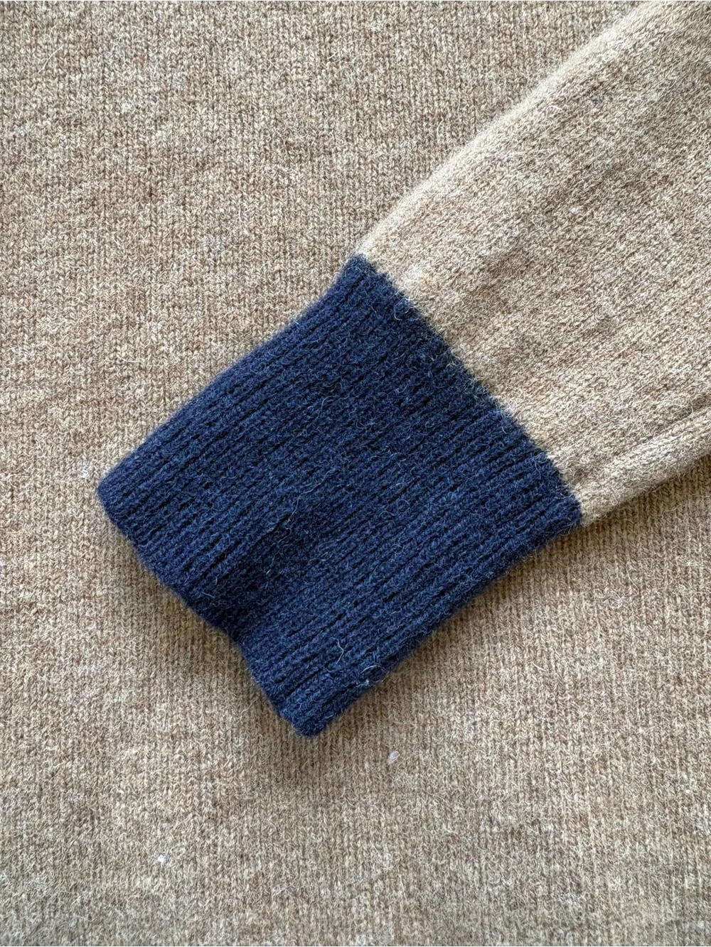 J.Crew 100% Lambswool Colorblock Men’s Sweater Size S Contemporary Modern